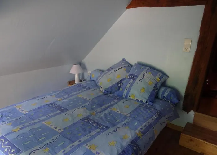 De Charme Au Coeur D'une Petite Cite De Caractere Pres D'une Riviere Et Monuments Historiques - Fr-1-410-237 Nyaraló