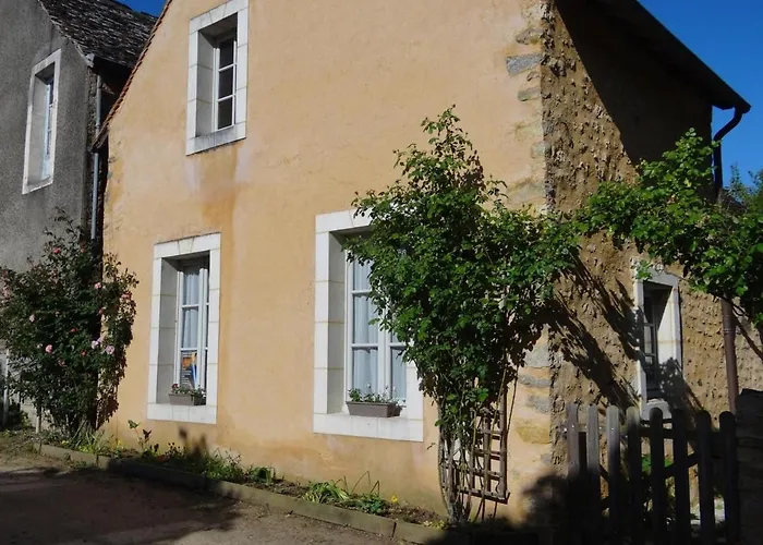 Nyaraló De Charme Au Coeur D'une Petite Cite De Caractere Pres D'une Riviere Et Monuments Historiques - Fr-1-410-237 *